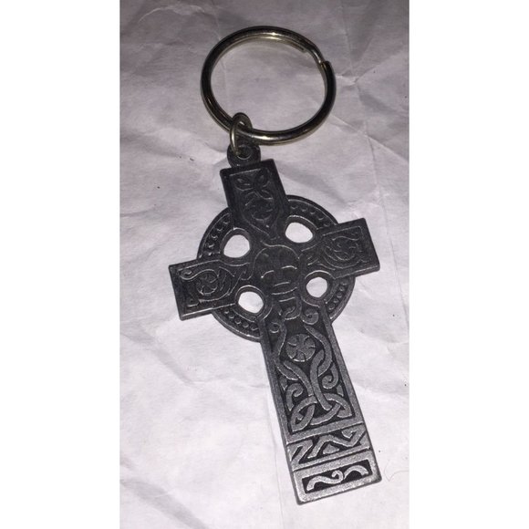 Vintage Celtic Trinity Cross Silver Pewter Key Chain - Picture 2 of 4